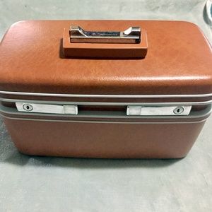 Samsonite Train Case